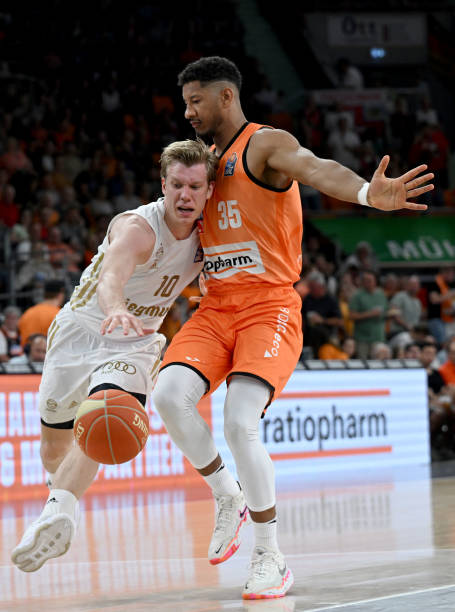 新秀时期的 新秀时期的