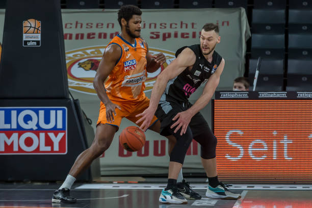 而不是大规 而不是大规