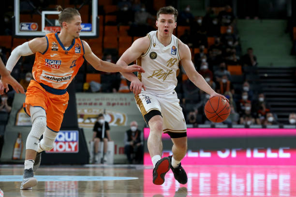 无数球员用 无数球员用