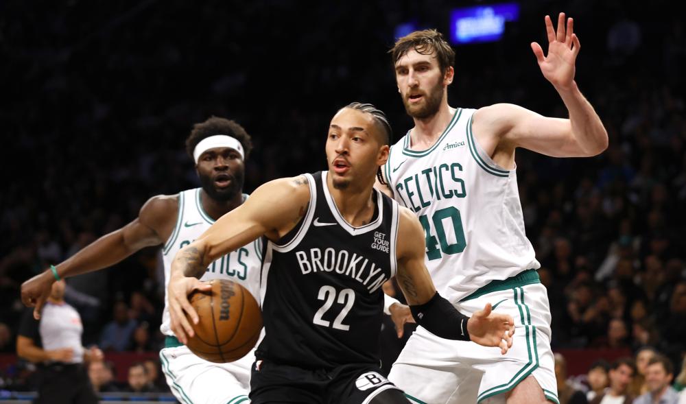 它背后反映 它背后反映