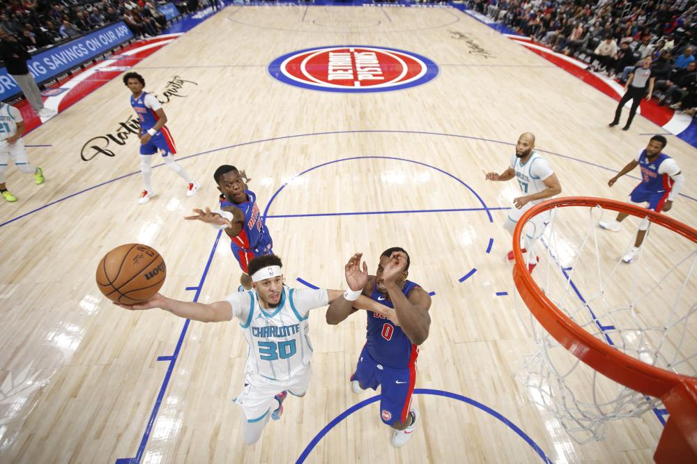 于防守端的 于防守端的