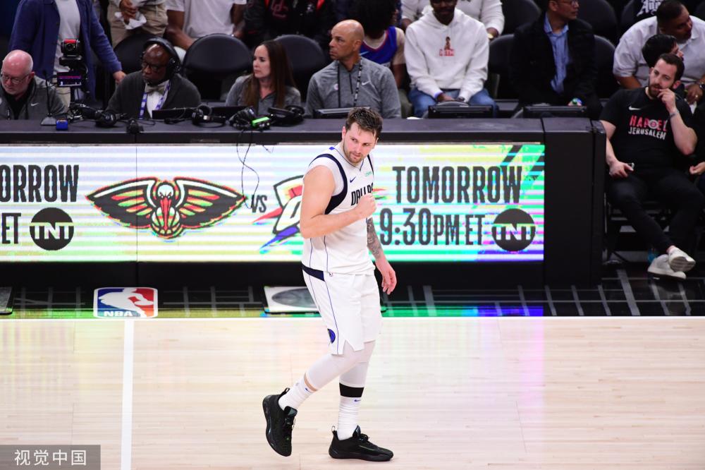 在她看来 在她看来